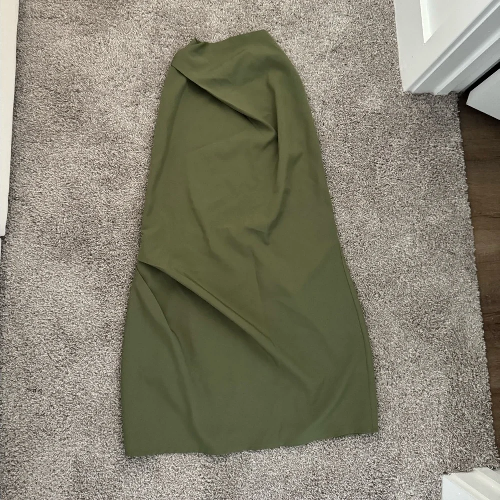 Olive green halter mini dress - Picture 3 of 4